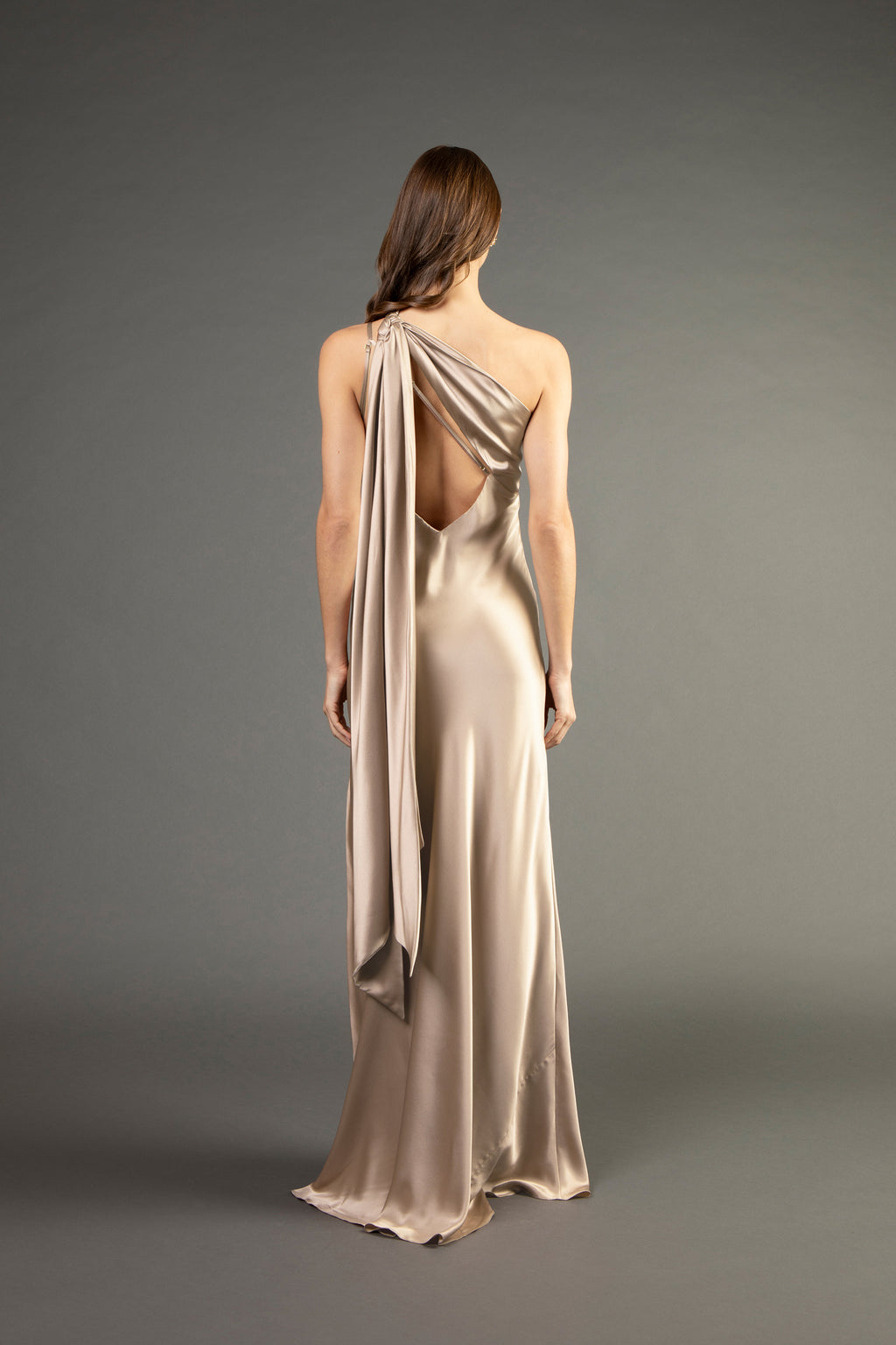 One shoulder gown with tie