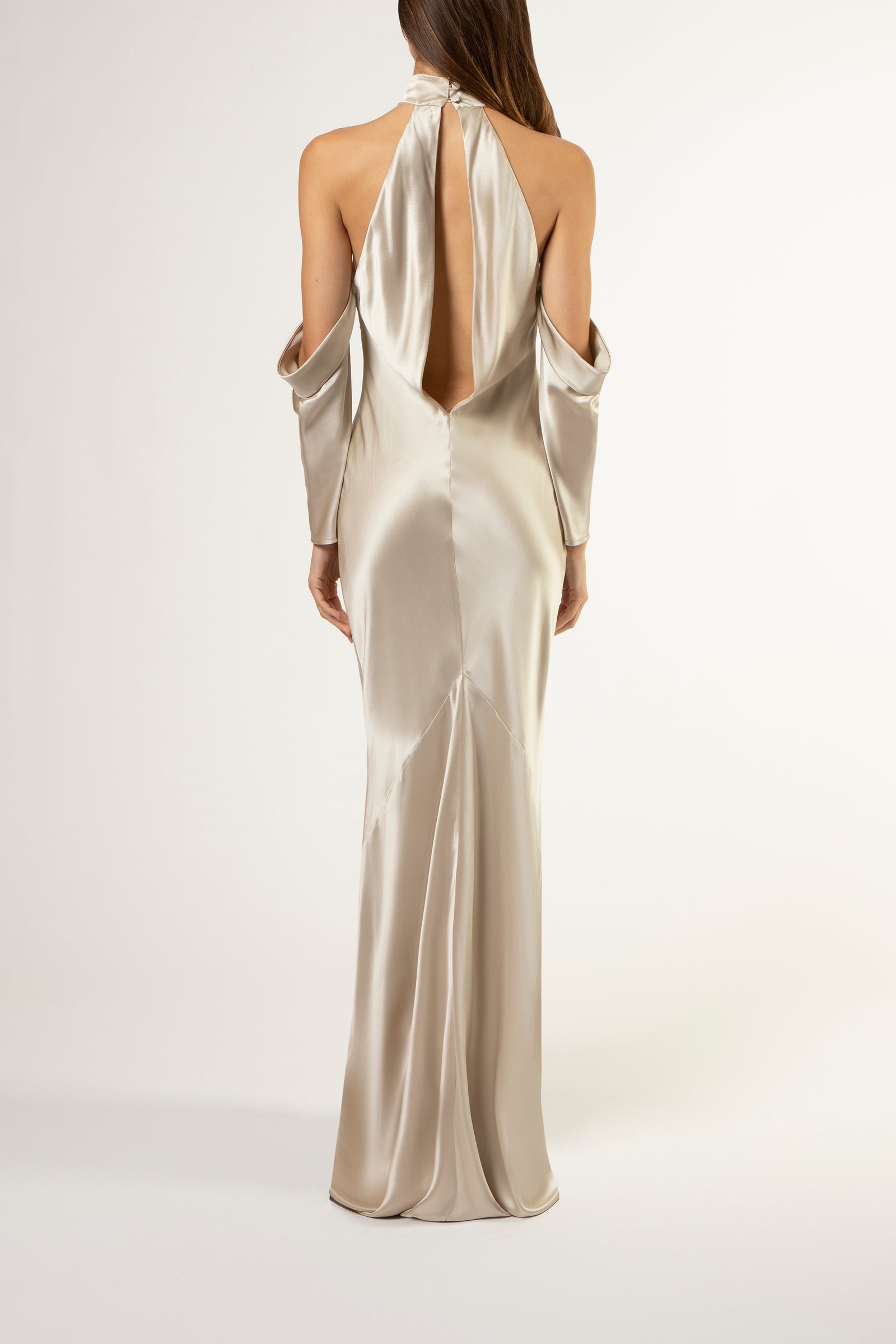 halter neck dress with sleeves drop sleeve gown Color:White Sand Halter neckline Anime Pinkie Pie Gala red raiders