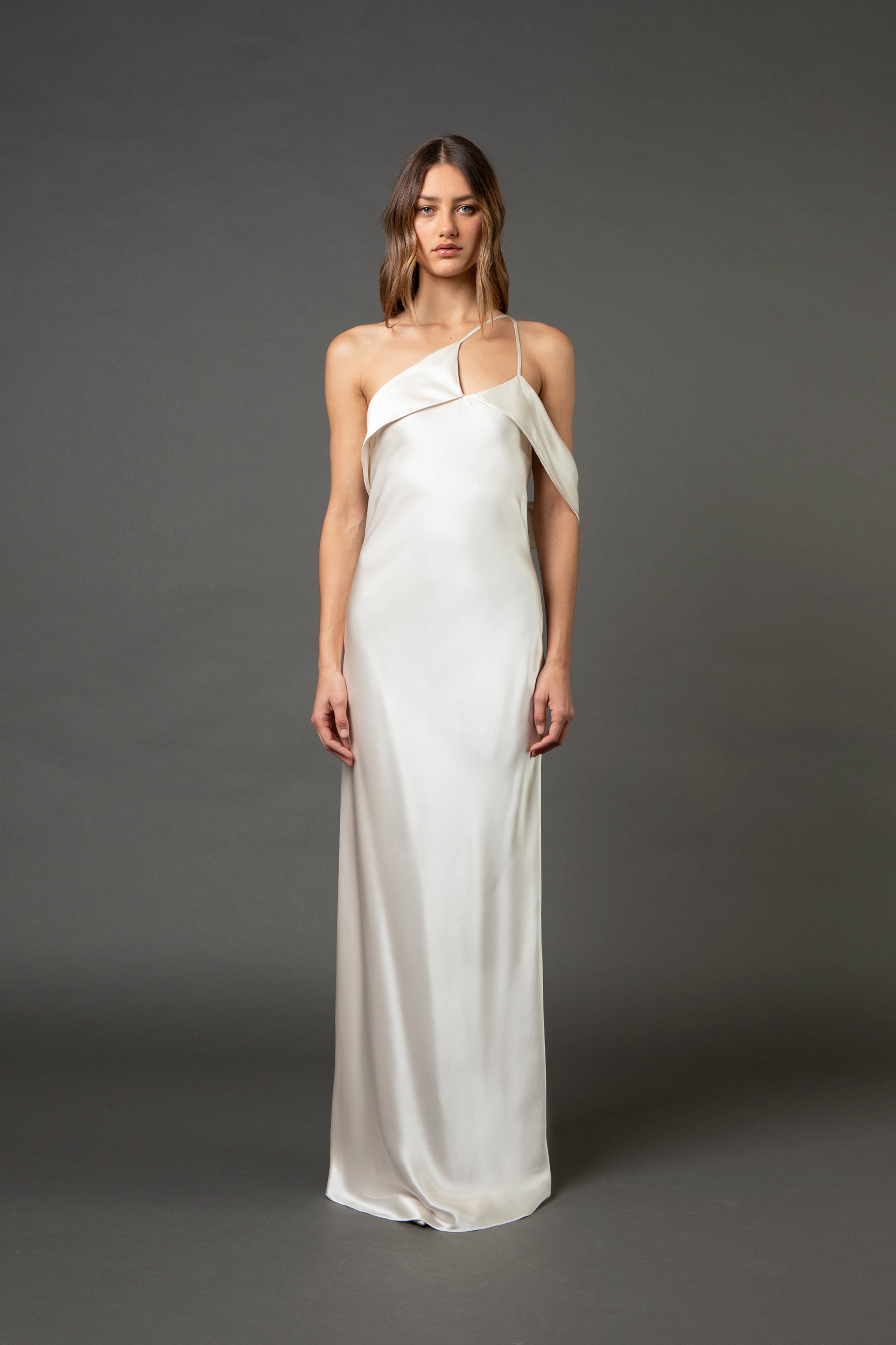 Split neckline bias gown - ivory – Michelle Mason